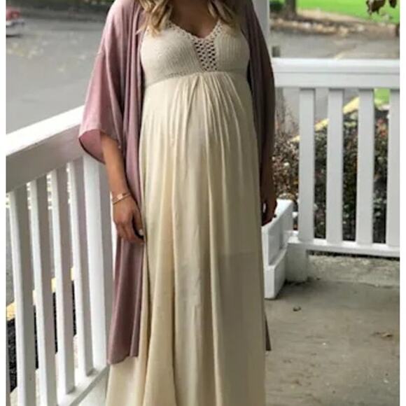 Lulu’s Women’s Hippie Hippie Chic Maxi Dress Crochet Bodice Cream Size Medium - Picture 12 of 12